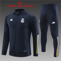 BỘ KHOÁC TE REAL