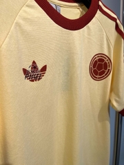 ÁO RETRO COLOM