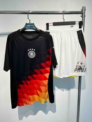 ÁO PRE ĐỨC ĐEN 2024