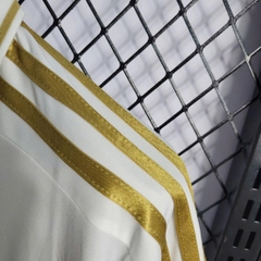 ÁO RETRO REAL TRẮNG 2011