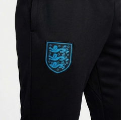 BỘ KHOÁC ANH ĐEN 2026