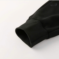 BỘ KHOÁC MŨ CHELSEA ĐEN 2025