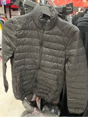 AKLV UNIQLO NAM U12345