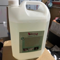 Dung dịch dầu tuyết đặc dùng cho máy phun tuyết 5 lít pha được 150 lít nước