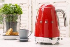 Ấm siêu tốc SMEG 1.7L