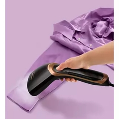 Bàn là ủi hơi nước cầm tay Philips Steam&Go GC365