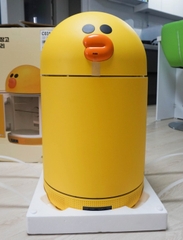 Tủ lạnh mini đựng mỹ phẩm Ccomo Line Friends
