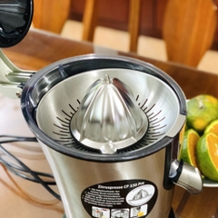 Máy vắt cam Caso CP330 Pro