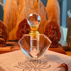 Tinh Dầu Hoàng Đàn Nguyên Chất 100% Tự Nhiên Chai 1ml