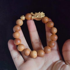Vòng Gỗ Đàn Hương Ấn Độ 100 Năm Tuổi 12mm Mix Rồng Vip