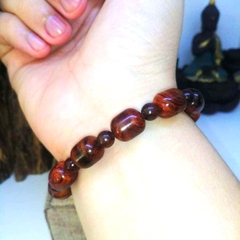 Vòng Gỗ Sưa Đỏ Bắc Rừng Già 8-10mm Trúc Nhộng