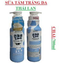 Kem tắm trắng da Hokkaido dưỡng ẩm và mịn da Bright and smooth  Made In Nature chai 700ml