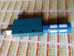 Van khí nén EV và bộ giảm âm.