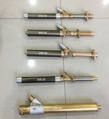 Thiết bị cấp hạt nhựa EPS - 500mm cho khuôn xốp công nghệ Đức