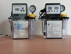 BÌNH BƠM DẦU TỰ ĐỘNG cho máy CNC, màn hình kép , có đồng hồ,