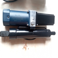 Xi lanh điện đẩy 2,5 tấn điện 220v, DD50- ty điện thuỷ lực có đấu sẵn công tắc điều khiển.