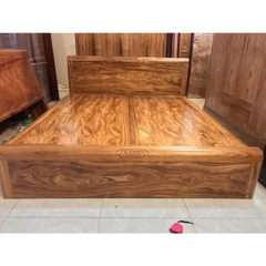 Giường gỗ hương xám