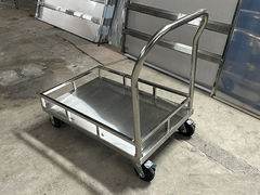 Xe đẩy xoong nồi có thành chắn