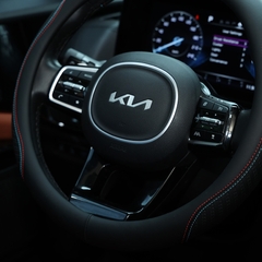 Bọc Vô Lăng CIND 8558 Size M Màu Đen Chỉ Đỏ Lam- Nhập Khẩu Chính Hãng