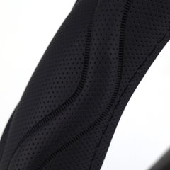 Bọc Vô Lăng D-Cut CIND Y019D Size M Màu Đen Da PU Lõi TPE Chống Trượt Siêu Êm - Nhập Khẩu Chính Hãng