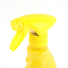 Nước Rửa Kính Chống Bám Nước FORMULA 1 615817 680ml - Nhập Khẩu Chính Hãng