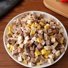 Thức ăn sấy hỗn hợp thịt gà, lòng đỏ trứng, gan cho mèo hộp 460g