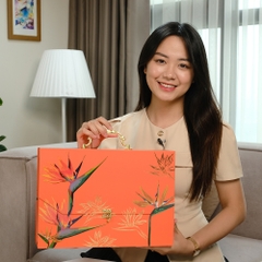 Hộp quà Nuts Gift - 6 vị hạt dinh dưỡng và trái cây đặc sản