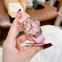 Đồng Hồ Nữ Hublot Đính Đá, Khảm Trai, Lịch Ngày Dây Silicone Hồng Rose Gold 30mm