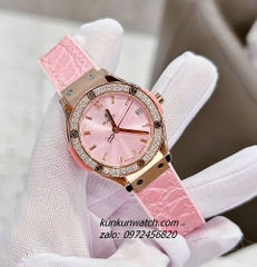 Đồng Hồ Nữ Hublot Classic Fusion Đính Đá Lịch Ngày Dây Silicone Da Vân Hồng Rose Gold 30mm