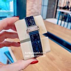 Đồng Hồ Nữ Hublot Classic Fusion Đính Đá Lịch Ngày Dây Silicone Da Vân Đen Rose Gold 30mm