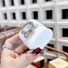 Đồng Hồ Nữ Burbery The Britain BBY1800 Đính Đá Silver 34mm