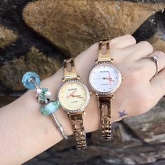 Đồng Hồ Lắc Tay Nữ Sunrise SA012 - Authentic