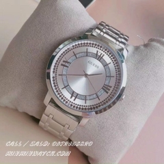 Đồng Hồ Nữ Guess W0933L1 - Số La Mã Tại Các Mốc Giờ Quan Trọng - Dây Kim Loại - 39mm