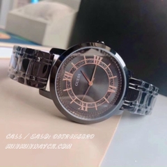 Đồng Hồ Nữ Guess W0933L4 - Số La Mã Tại Các Mốc Giờ Quan Trọng - Dây Kim Loại - 39mm