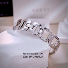 Đồng Hồ Nữ Gucci G - Gucci Nền Mặt Đen, Đính Đá, Dáng Lắc Tay 2 Kim Silver 26mm