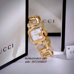 Đồng Hồ Nữ Gucci G - Gucci Nền Mặt Trắng, Đính Đá, Dáng Lắc Tay 2 Kim Gold 26mm