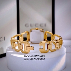 Đồng Hồ Nữ Gucci G - Gucci Nền Mặt Trắng, Đính Đá, Dáng Lắc Tay 2 Kim Gold 26mm