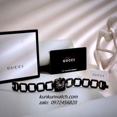 Đồng Hồ Nữ Gucci G - Gucci Full Đen, Điểm Vạch Giờ, Dáng Lắc Tay 2 Kim Silver 26mm