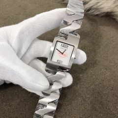 Đồng Hồ Lắc Tay Nam nữ Gucci GCLCB014