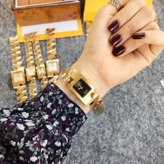 Đồng Hồ Lắc Tay Nam nữ Gucci GCLCV014