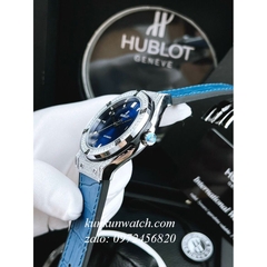Đồng Hồ Nam Hublot Automatic Viền Đá Vuông Full Vỏ Dây Da Vân Silicone Xanh Silver 42mm