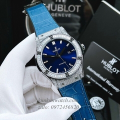 Đồng Hồ Nam Hublot Automatic Viền Đá Vuông Full Vỏ Dây Da Vân Silicone Xanh Silver 42mm