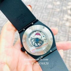Đồng Hồ Nam Hublot Geneve Automatic Nền Mặt Số Phá Cách Dây Đen Vỏ Đen 44mm