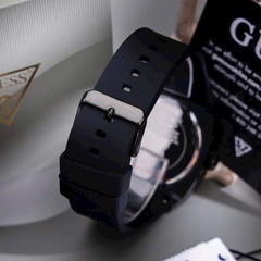 Đồng Hồ Nam Guess GW0623G3 Vỏ Black Đính Đá Dây Silicone Đen 43mm