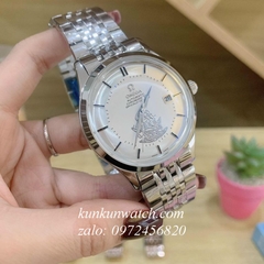 Đồng Hồ Nam Omega Automatic Thuyền Buồm Bạc Mặt Trắng 40mm