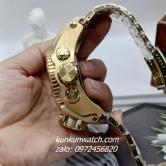 Đồng Hồ Nam Invicta Chronograph Niềng Số 2 Mặt Số Giờ Gold 48mm