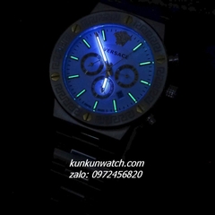 Đồng Hồ Nam Versace Greca Logo Chronograph Đinh Ốc Vàng 6 Kim Silver 43mm
