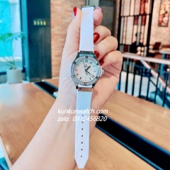 Đồng Hồ Nữ Hublot Classic Fusion Đính Đá Lịch Ngày Dây Silicone Trắng Silver 30mm