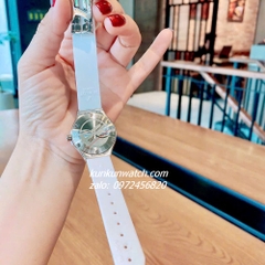 Đồng Hồ Nữ Hublot Classic Fusion Đính Đá Lịch Ngày Dây Silicone Trắng Silver 30mm