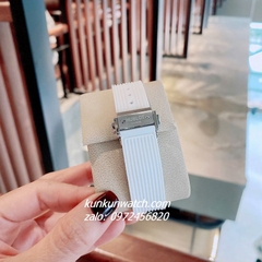 Đồng Hồ Nữ Hublot Đính Đá Lịch Ngày Dây Silicone Trắng Silver 36mm